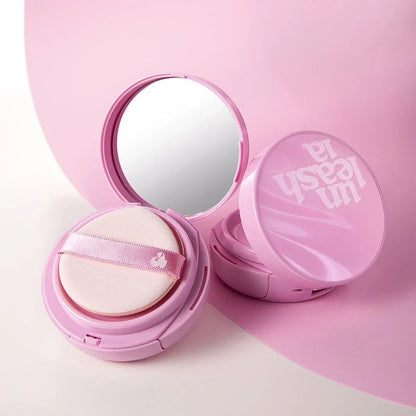 Roze kussen van glas niet aanraken