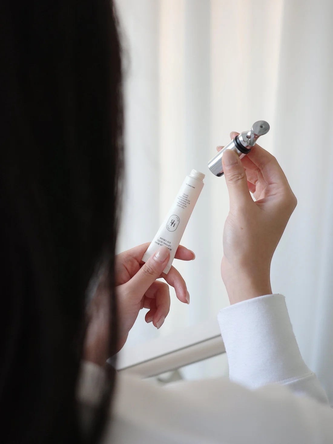 Black Yuja Bean Lifting Auto Eye Cream